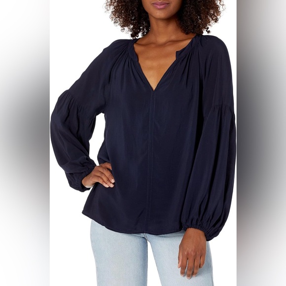 Velvet by Graham & Spencer Elaine Peasant Top Size Small - Picture 1 of 8
